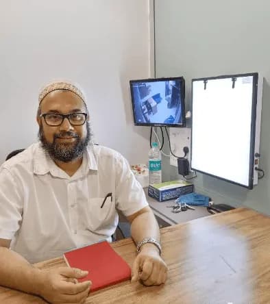 Dr. Murtaza Adeeb